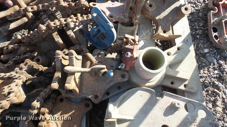 image for item DG9017 Ridgid pipe clamps and stands