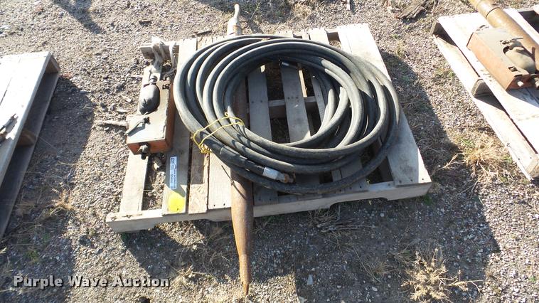 image for item DG9020 Ditch Witch Pierce Arrow boring tools