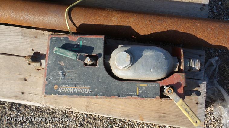 image for item DG9021 Ditch Witch Pierce Arrow boring tools