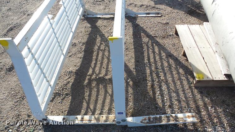 image for item DG9022 (2) RKI headache racks