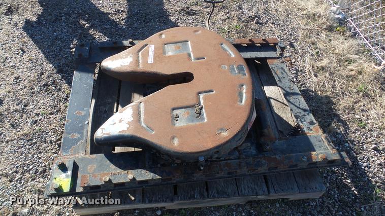 image for item DG9029 Fontaine air operated sliding fifth wheel plate