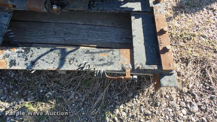 image for item DG9029 Fontaine air operated sliding fifth wheel plate