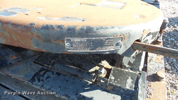 image for item DG9029 Fontaine air operated sliding fifth wheel plate