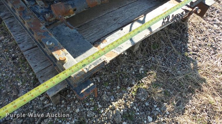 image for item DG9029 Fontaine air operated sliding fifth wheel plate