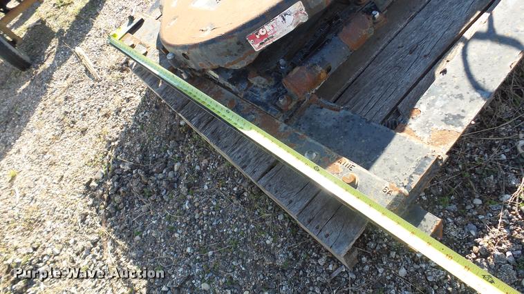 image for item DG9029 Fontaine air operated sliding fifth wheel plate