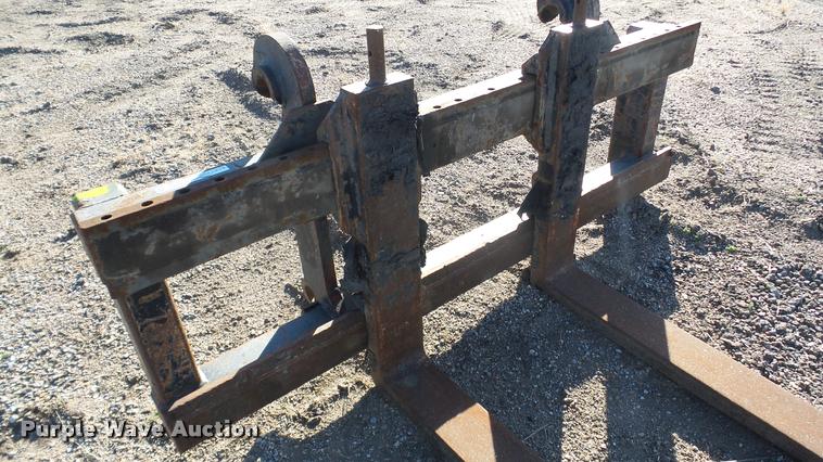 image for item DG9030 Loader forks