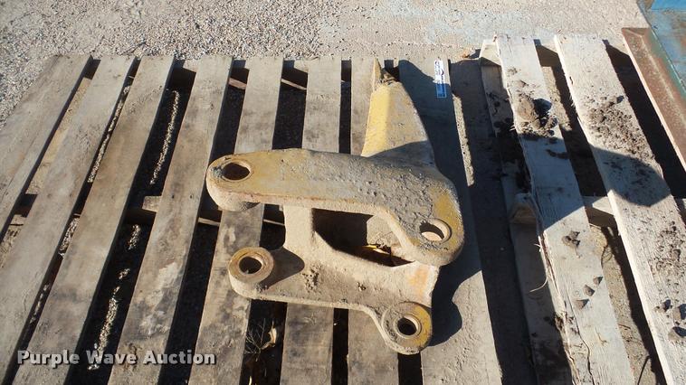 image for item DG9031 Ripper attachment