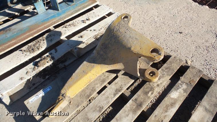 image for item DG9031 Ripper attachment