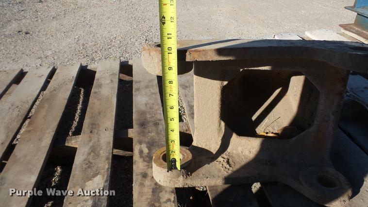 image for item DG9031 Ripper attachment