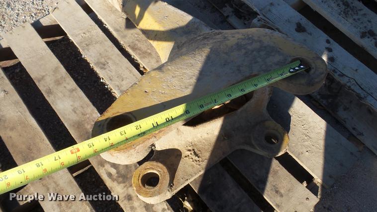 image for item DG9031 Ripper attachment