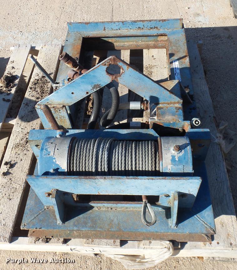 image for item DG9032 Ramsey winch