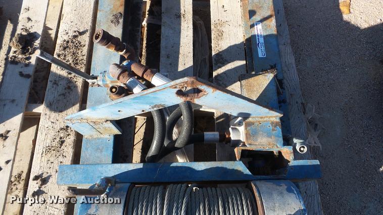 image for item DG9032 Ramsey winch