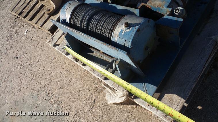 image for item DG9032 Ramsey winch
