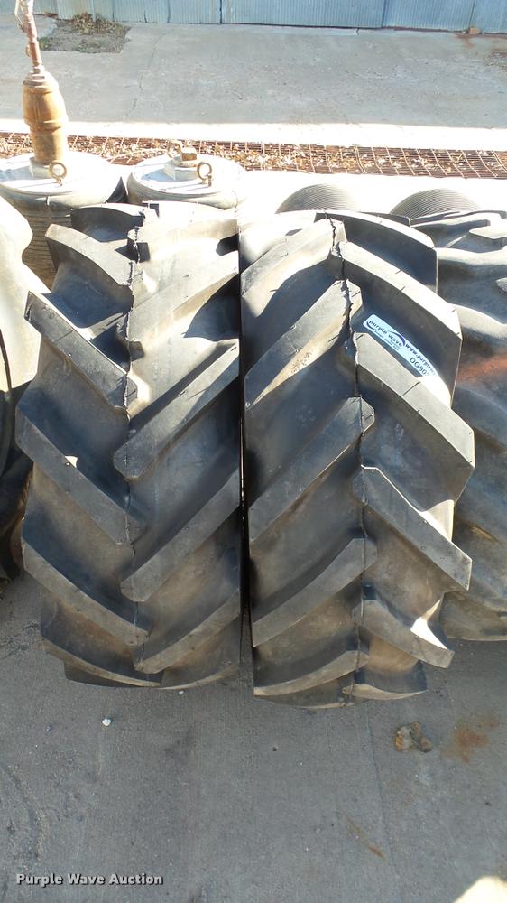 image for item DG9039 (3) tires
