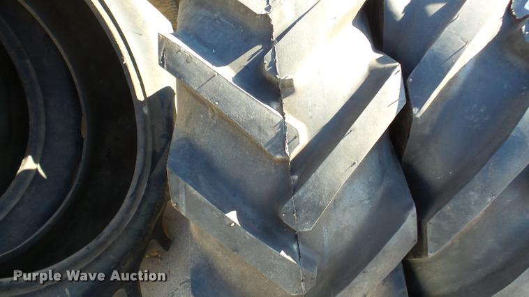 image for item DG9039 (3) tires