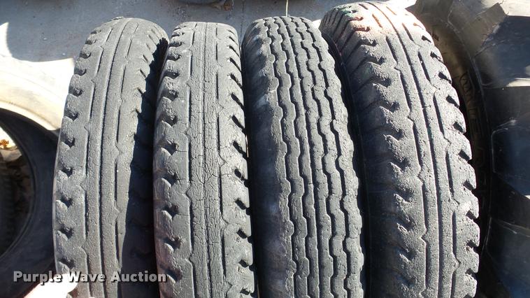 image for item DG9040 (8) tires