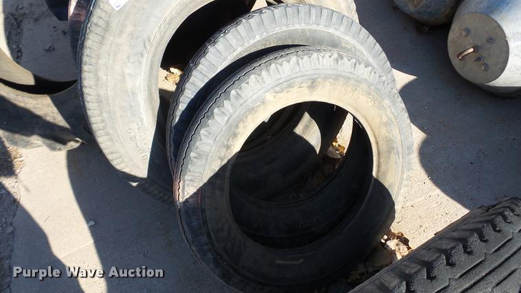 image for item DG9040 (8) tires
