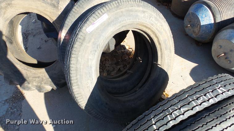 image for item DG9040 (8) tires