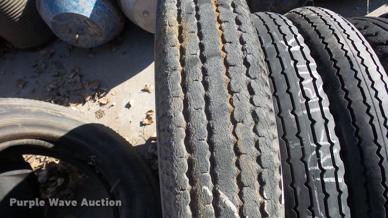 image for item DG9040 (8) tires