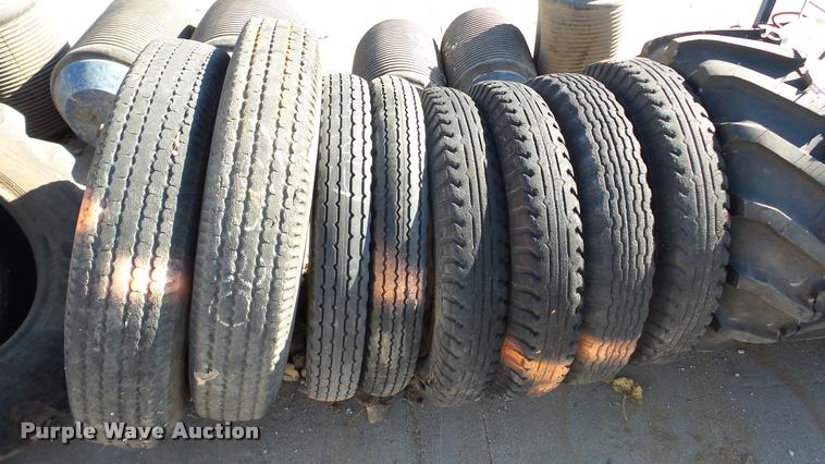 image for item DG9040 (8) tires