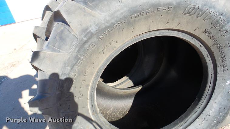 image for item DG9041 (4) Denman 31x15.50-15 tires