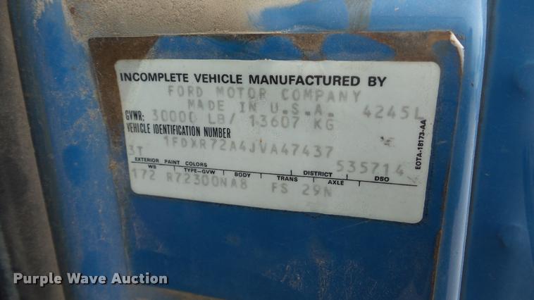 image for item DG9133 1988 Ford LN7000 flatbed truck