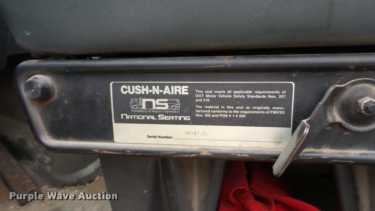 image for item DG9133 1988 Ford LN7000 flatbed truck