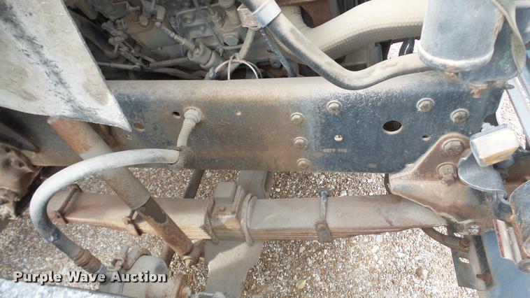 image for item DG9133 1988 Ford LN7000 flatbed truck