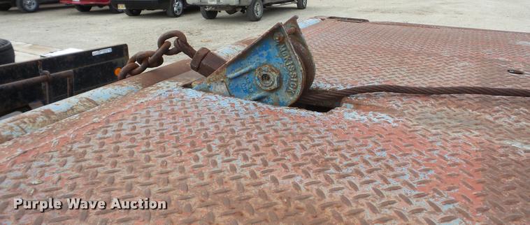 image for item DG9133 1988 Ford LN7000 flatbed truck