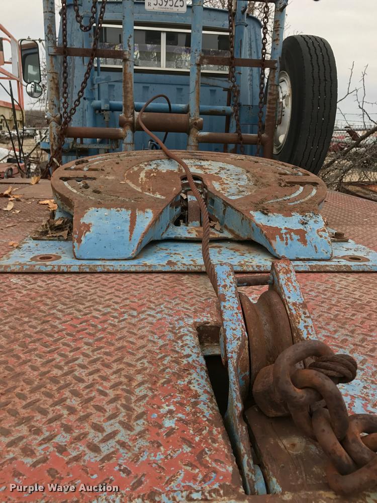 image for item DG9133 1988 Ford LN7000 flatbed truck