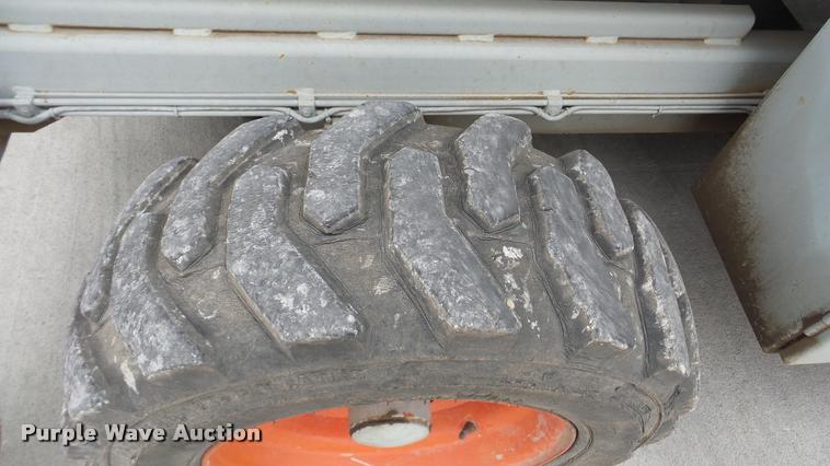 image for item DG9137 2000 Skyjack SJ9250 scissor lift