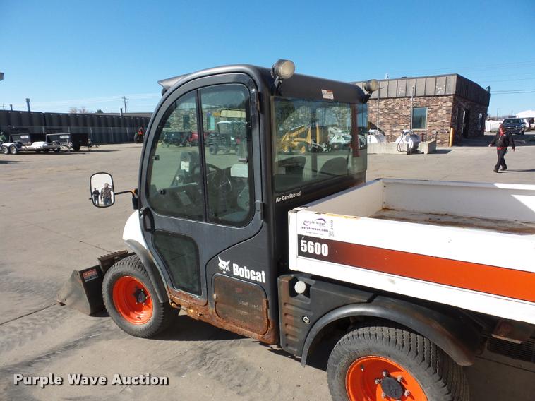image for item J1613 2006 Bobcat Toolcat 5600 utility work machine