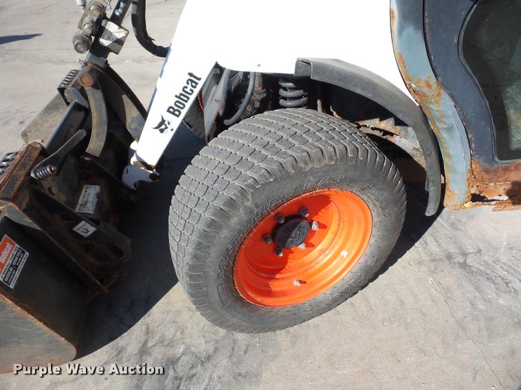 image for item J1613 2006 Bobcat Toolcat 5600 utility work machine
