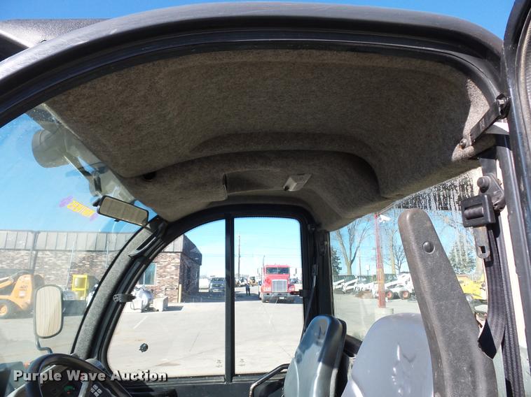 image for item J1613 2006 Bobcat Toolcat 5600 utility work machine