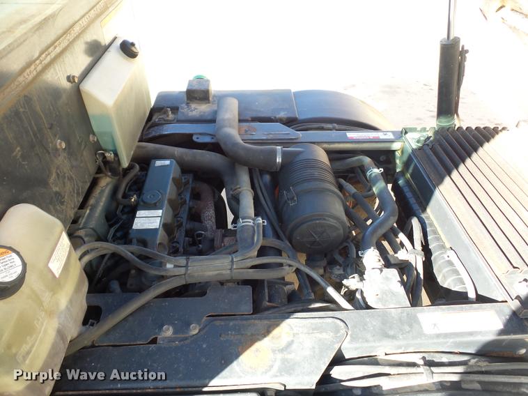 image for item J1613 2006 Bobcat Toolcat 5600 utility work machine