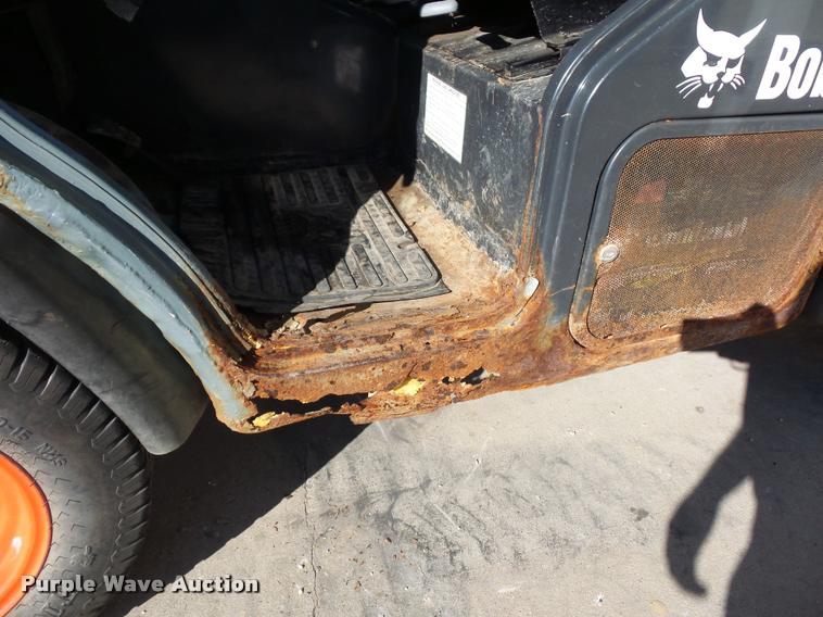 image for item J1613 2006 Bobcat Toolcat 5600 utility work machine