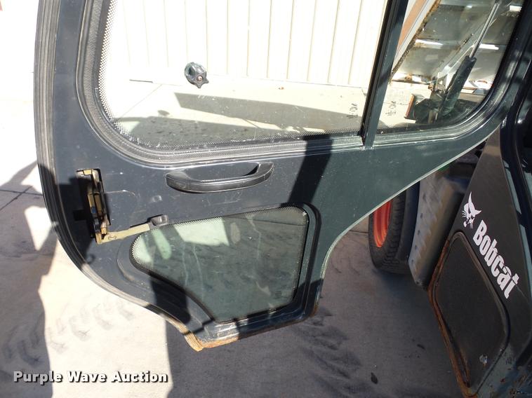 image for item J1613 2006 Bobcat Toolcat 5600 utility work machine