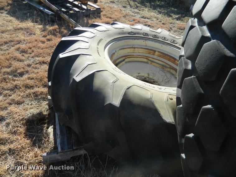 image for item J5014 (2) tires and wheels