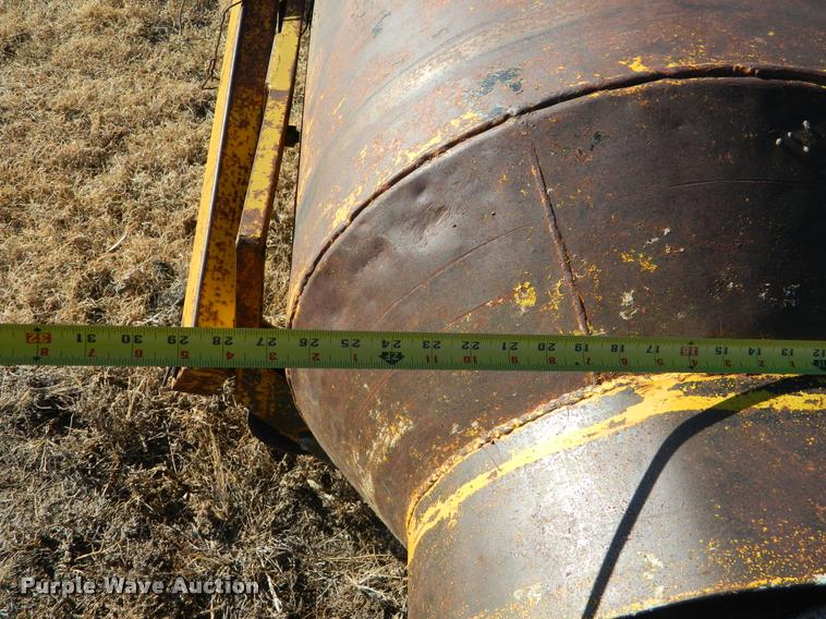 image for item J5018 Concrete mixer