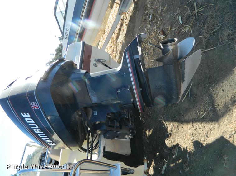 image for item J5050 1977 Larson fiberglass V-bottom boat