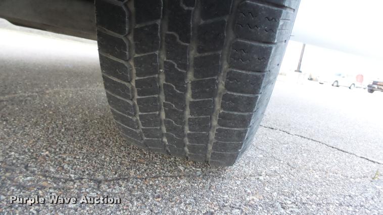 image for item J5715 2007 Chevrolet Silverado Classic 1500 pickup truck