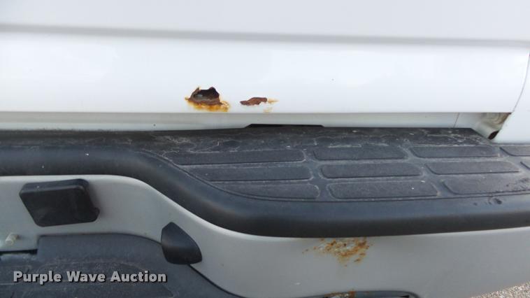 image for item J5715 2007 Chevrolet Silverado Classic 1500 pickup truck