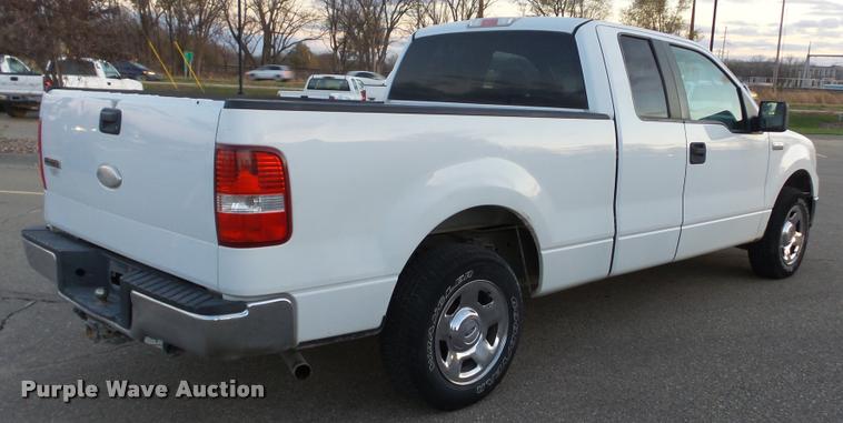 image for item J5716 2007 Ford F150 XLT SuperCab pickup truck