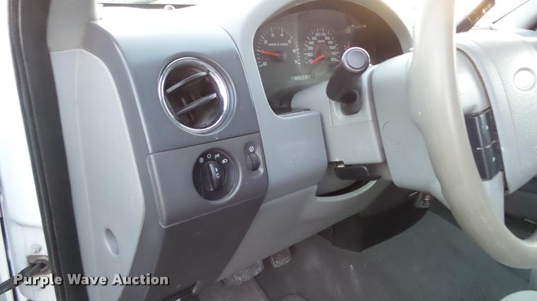 image for item J5716 2007 Ford F150 XLT SuperCab pickup truck