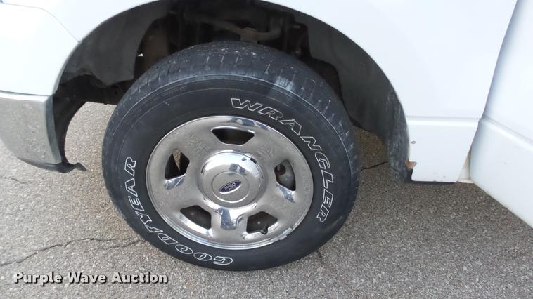 image for item J5716 2007 Ford F150 XLT SuperCab pickup truck