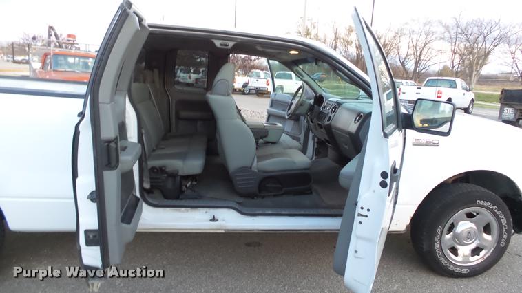 image for item J5716 2007 Ford F150 XLT SuperCab pickup truck