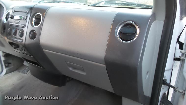 image for item J5716 2007 Ford F150 XLT SuperCab pickup truck