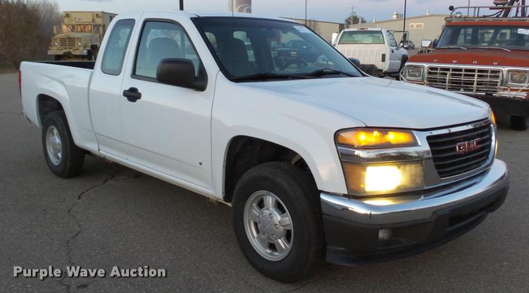 image for item J5717 2007 GMC Canyon SL Ext. Cab pickup truck