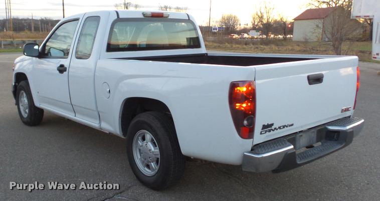 image for item J5717 2007 GMC Canyon SL Ext. Cab pickup truck