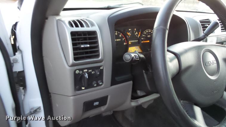 image for item J5717 2007 GMC Canyon SL Ext. Cab pickup truck